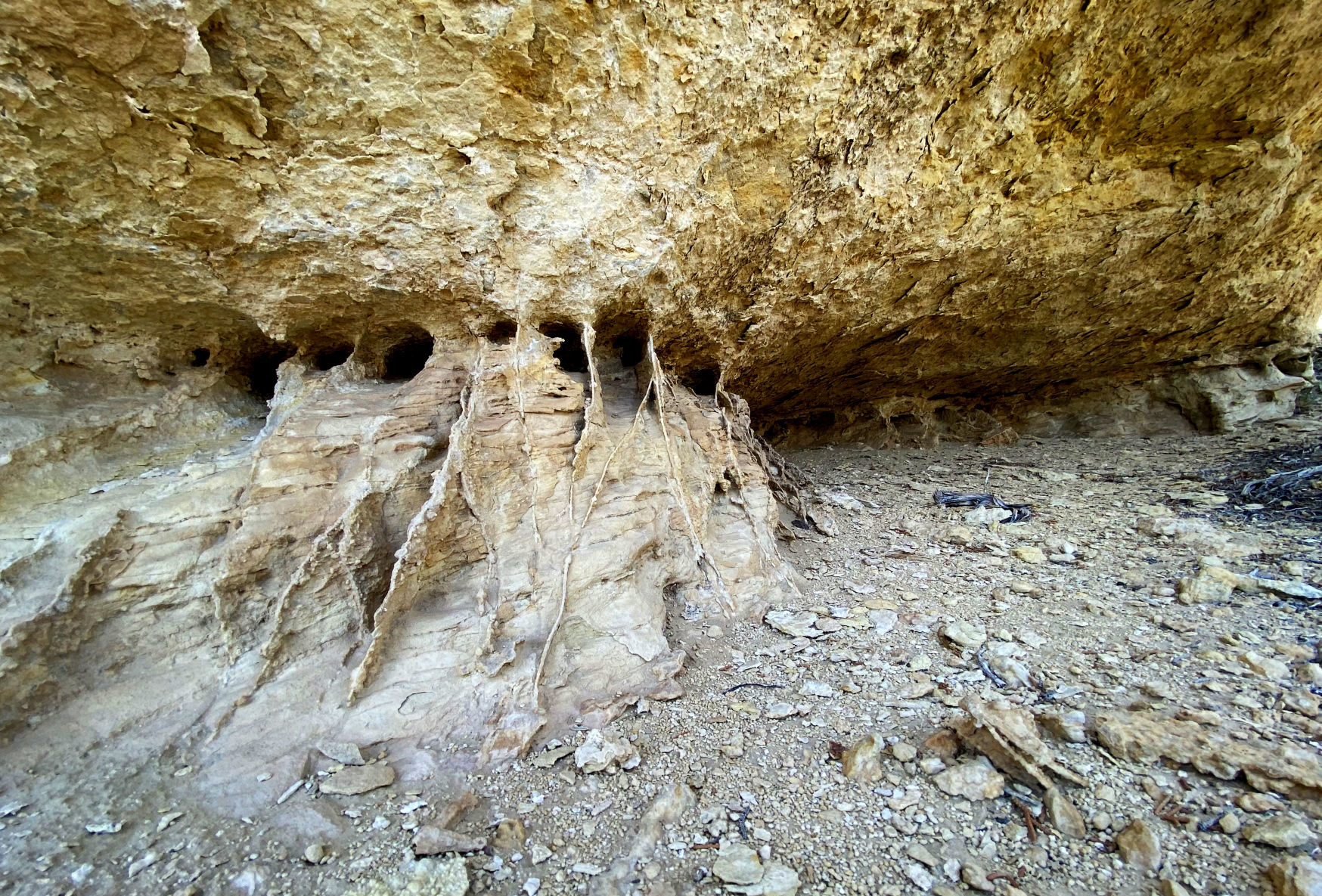 Rock veins
